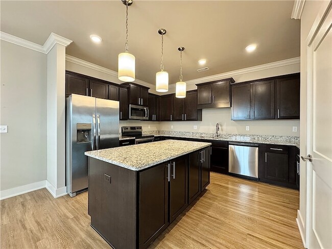 property at 707 NE Hts Ln