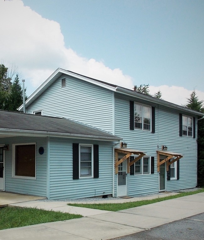 Southside Ridge in Hendersonville, NC - Foto de edificio - Building Photo