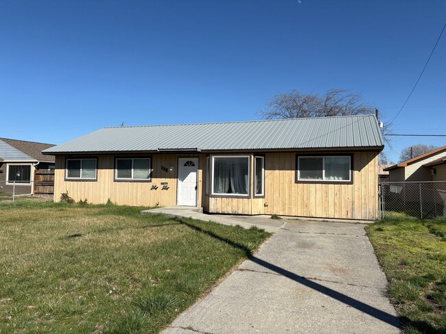 property at 136 J St NE