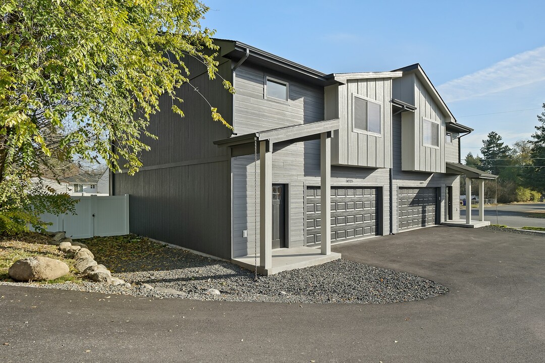 14025 E Valleyway Ave in Spokane Valley, WA - Building Photo