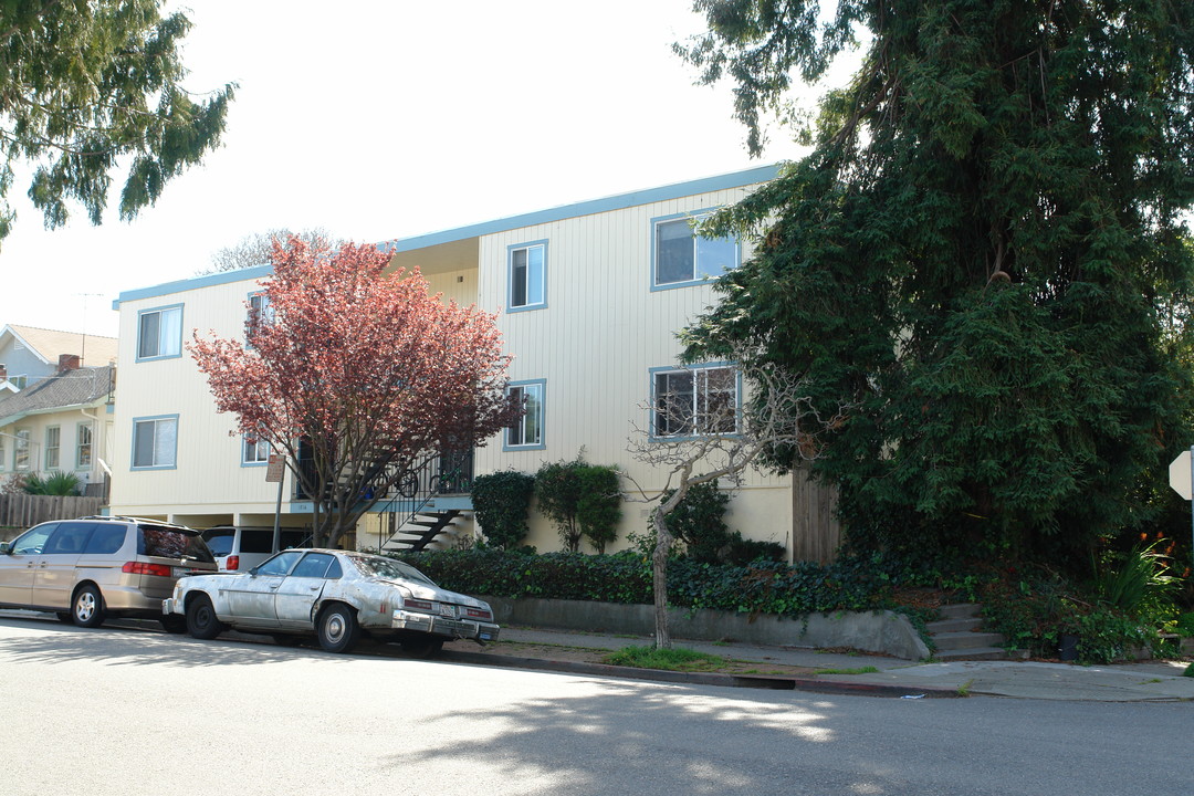 1643 Edith St in Berkeley, CA - Building Photo