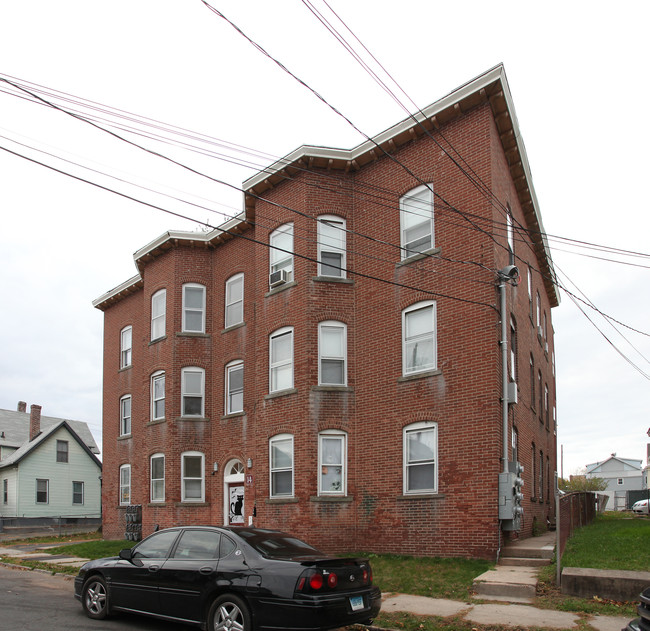 14 Connerton St in New Britain, CT - Building Photo - Building Photo