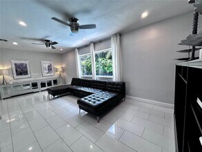 1040 NE 180th Terrace in North Miami Beach, FL - Building Photo - Building Photo