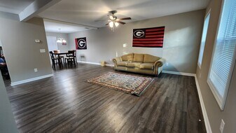 362 Washington Dr in Athens, GA - Building Photo