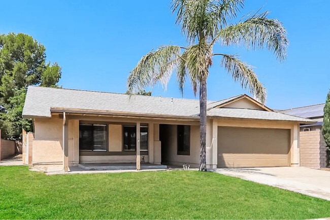 8770 Buckeye Ct in Fontana, CA - Building Photo - Building Photo