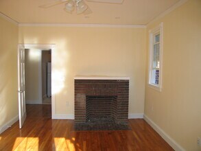 16 Glenville Ave, Unit #11 in Boston, MA - Foto de edificio - Building Photo