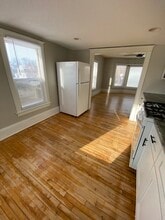 2901 28th Ave S, Unit Unit #2 in Minneapolis, MN - Foto de edificio - Building Photo