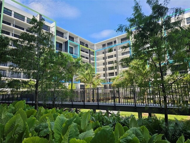 4400 Sunrise Blvd, Unit L2-A in Plantation, FL - Building Photo - Building Photo