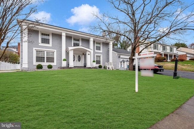 property at 10904 Gainsborough Rd