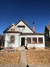 1624 W Pikes Peak Ave in Colorado Springs, CO - Building Photo - Building Photo