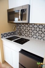 723 E Camino Parocela in Palm Springs, CA - Building Photo - Building Photo