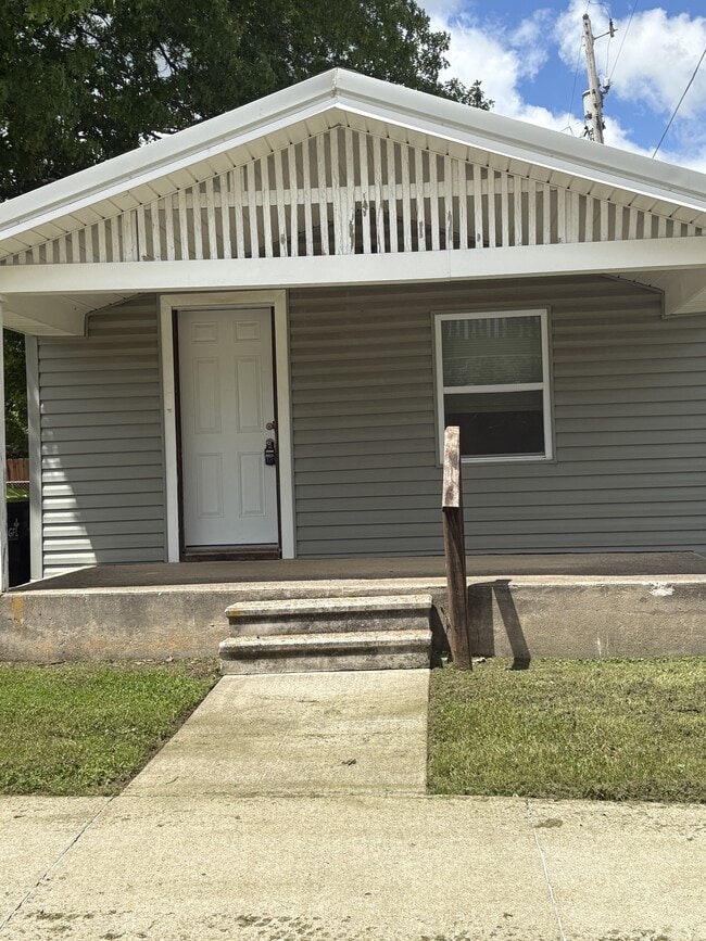 321 S Oak Ave in Ada, OK - Building Photo - Building Photo