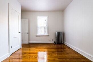 7825 S Emerald Ave Chicago, IL 60620 in Chicago, IL - Building Photo - Building Photo