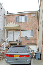 106-10 Otis Ave in Flushing, NY - Building Photo - Building Photo