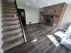 2447 Harriet Ave in Baltimore, MD - Building Photo - Building Photo