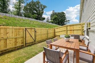 Parkway Pointe in Bethlehem, GA - Foto de edificio - Building Photo