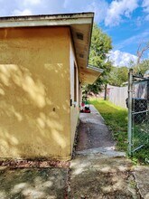 1410 Herschell St in Lakeland, FL - Building Photo - Building Photo