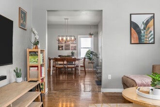 509 N Lawe St, Unit A in Appleton, WI - Building Photo - Building Photo