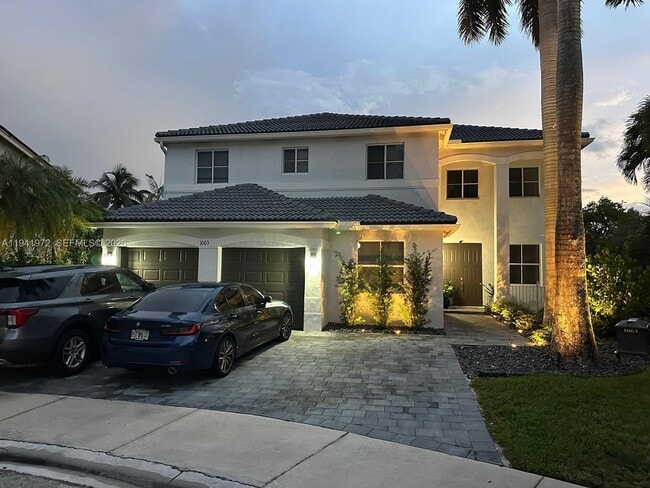 1063 Sunflower Cir in Weston, FL - Building Photo - Building Photo