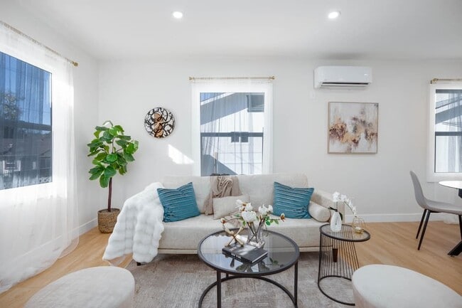 property at 2267 Las Flores Dr