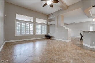 8516 Dakota Trace Ct in Las Vegas, NV - Building Photo - Building Photo