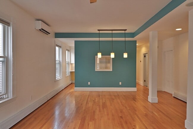 84 Tremont St, Unit 1 in Cambridge, MA - Building Photo - Building Photo