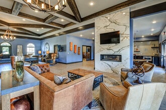 Sawyer East End in Louisville, KY - Foto de edificio - Building Photo