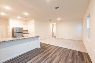 144 Mullen Wy in Taylor, TX - Building Photo - Building Photo