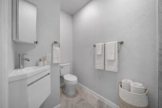 2805 Church St in Galveston, TX - Foto de edificio - Building Photo