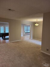 9007 Autumn Ln in Pensacola, FL - Foto de edificio - Building Photo