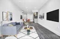 1166 Saint Johns Place in Brooklyn, NY - Foto de edificio - Floor Plan