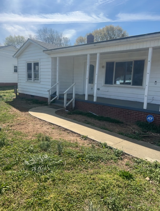 property at 611 Palmer St