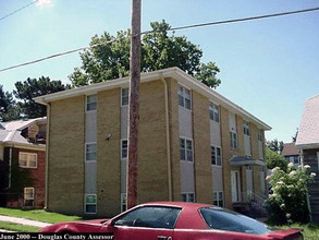 Charleville Apartments in Omaha, NE - Building Photo - Building Photo