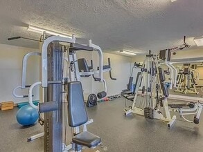 5915 Sea Ranch Dr, Unit 314 in Hudson, FL - Building Photo - Building Photo