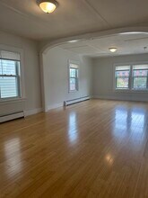 5 Charter St in Exeter, NH - Building Photo - Building Photo