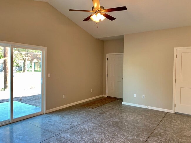 276 N Florence St in Wichita, KS - Building Photo - Building Photo