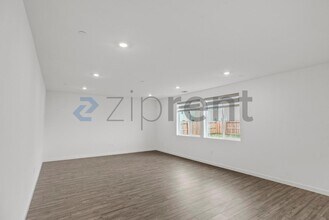 3284 Oak Trl Dr in Manteca, CA - Building Photo - Building Photo