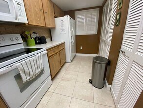3160 N Atlantic Ave in Cocoa Beach, FL - Building Photo - Building Photo