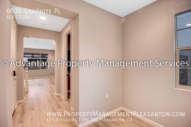 6030 Graphite Pl in Dublin, CA - Building Photo - Building Photo