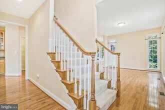 9980 Cyrandall Dr in Oakton, VA - Building Photo - Building Photo