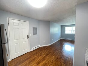 179 Loudon Rd in Concord, NH - Building Photo - Building Photo