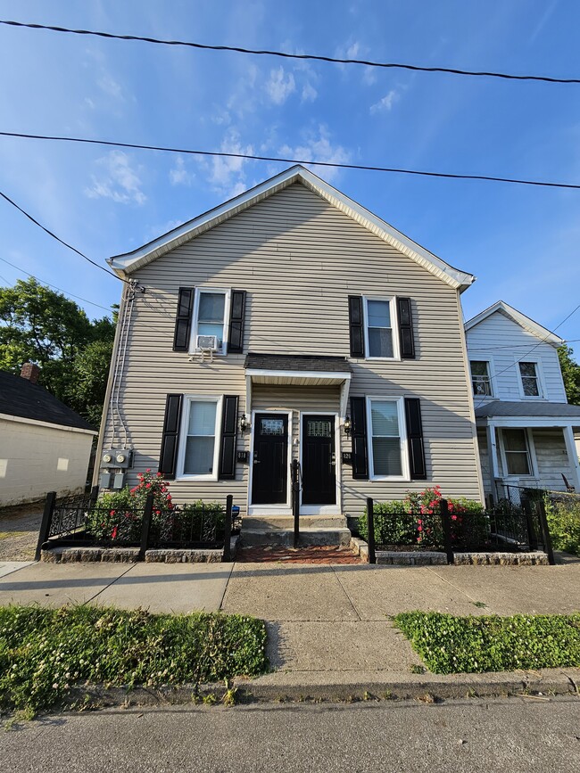 property at 818 Buckeye St