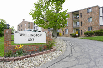 Wellington One in Pittsburgh, PA - Building Photo - Building Photo