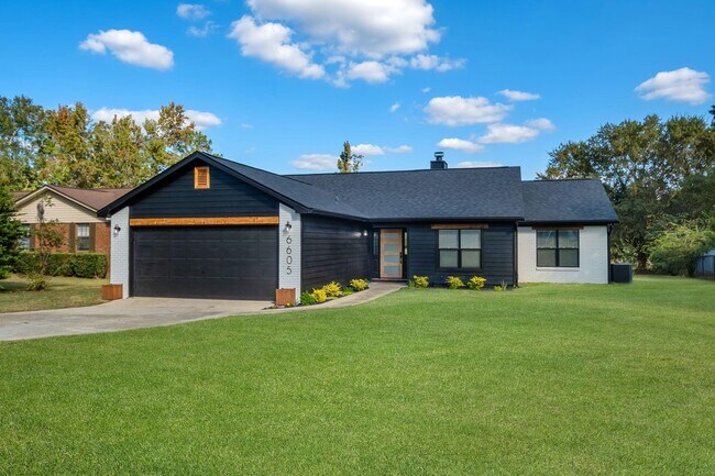 6605 Donerail Trail in Tallahassee, FL - Building Photo - Building Photo