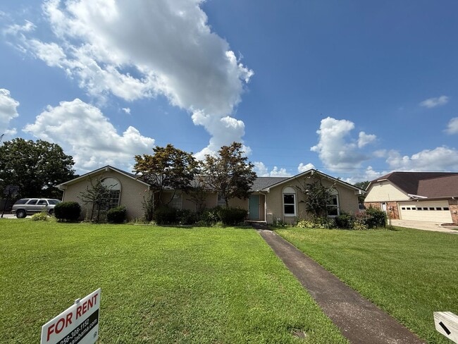 property at 2301 Anderson Dr SW
