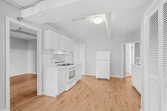 Eagle North in Burlington, VT - Building Photo - Building Photo