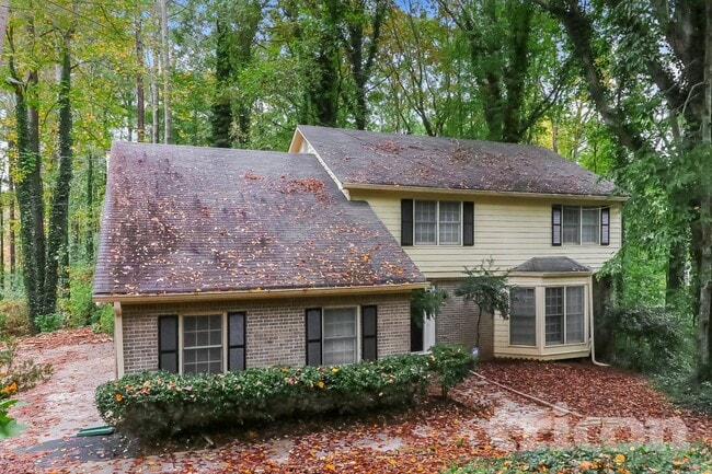 1720 Ridgefield Dr in Roswell, GA - Building Photo - Building Photo