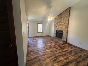 109 Hickory Grove Dr in Jacksonville, NC - Building Photo - Building Photo