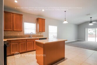 14745 Falling Waters Dr in Jacksonville, FL - Building Photo - Building Photo