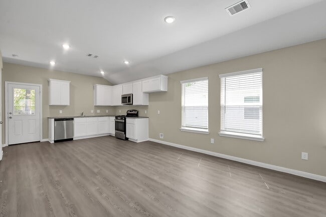 property at 811 Jefferson Ave